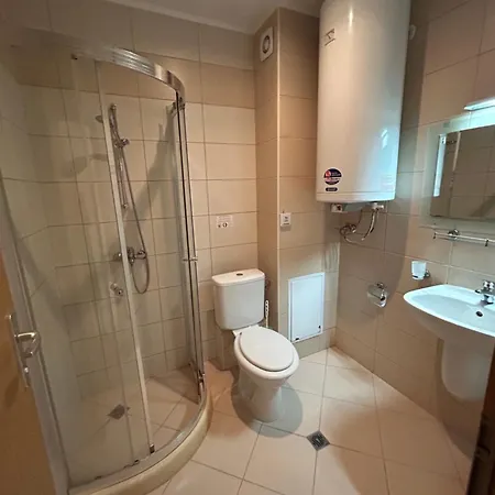 Harmony Hills Tomovi F43 Apartment