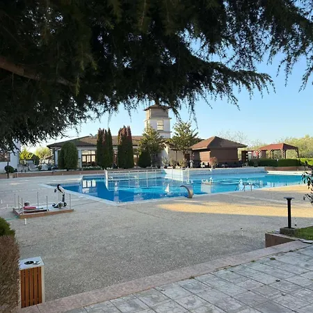 Harmony Hills Tomovi F43 Rogachevo